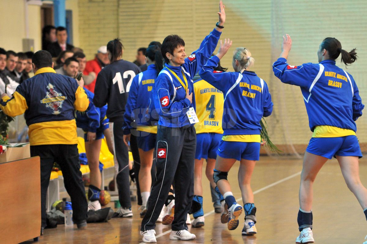 Mariana Târcă s-a întors în handbal, la 4 ani de la scandalul de dopaj de la Corona: „Suntem niște hiene care abia așteaptă să facă tot posibilul să-i fie rău celuilalt”