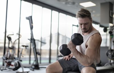 Top 5 sportivi care folosesc ulei CBD pentru recuperare și performanță atletică