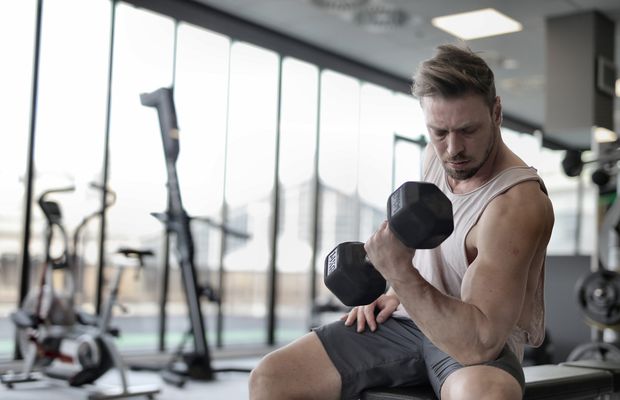 Top 5 sportivi care folosesc ulei CBD pentru recuperare și performanță atletică