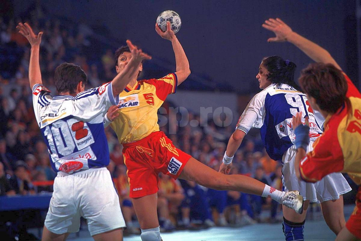 Mariana Târcă s-a întors în handbal, la 4 ani de la scandalul de dopaj de la Corona: „Suntem niște hiene care abia așteaptă să facă tot posibilul să-i fie rău celuilalt”