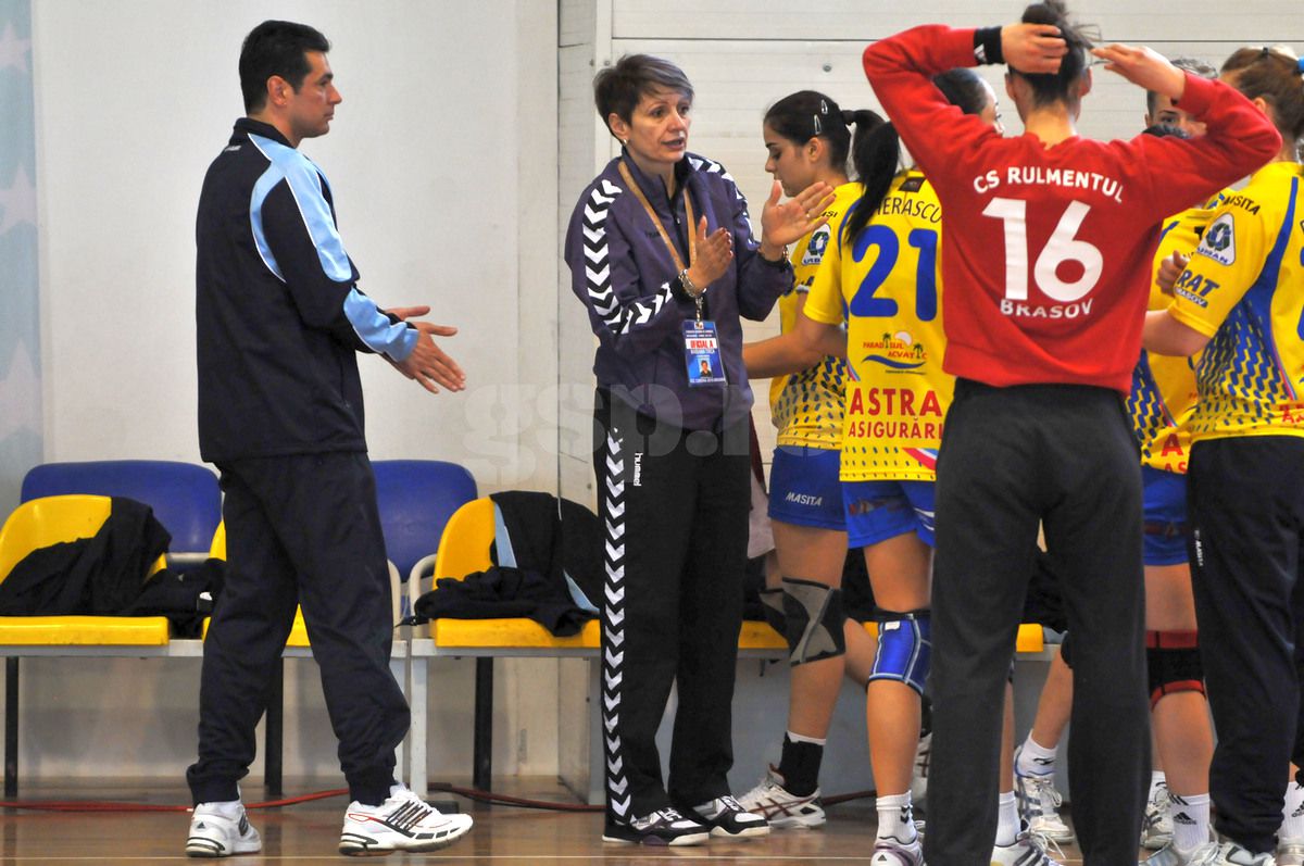 Mariana Târcă s-a întors în handbal, la 4 ani de la scandalul de dopaj de la Corona: „Suntem niște hiene care abia așteaptă să facă tot posibilul să-i fie rău celuilalt”