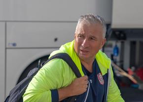 I-au cerut demisia lui Dan Petrescu după umilința din Cipru: „Să sperăm că și mandatul lui se oprește tot aici!”