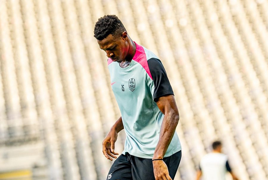 Mohamed Badamosi / Foto: CFR Cluj Primii doi jucători de pe lista neagră a lui Pancu la CFR Cluj » Îi vrea OUT în iarnă