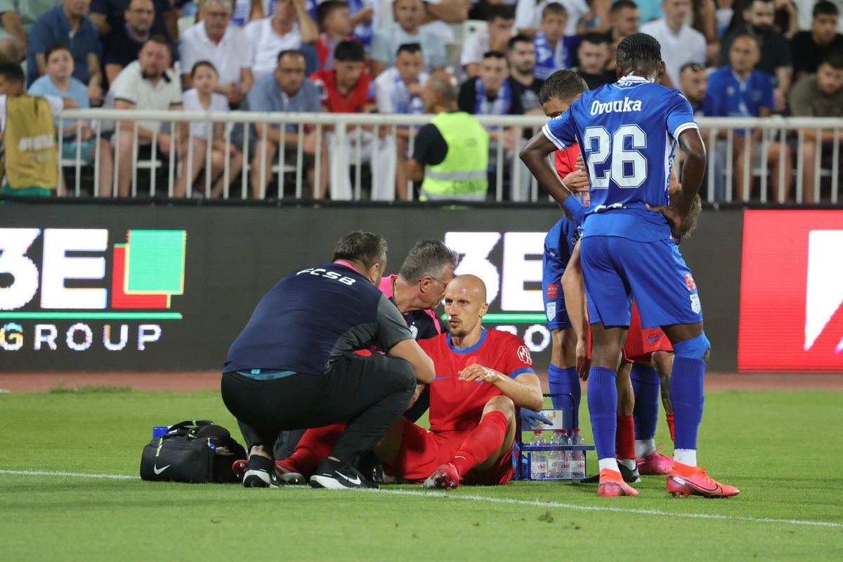 Imediat după calificarea în play-off-ul Europa League, Gigi Becali a anunțat două transferuri la FCSB