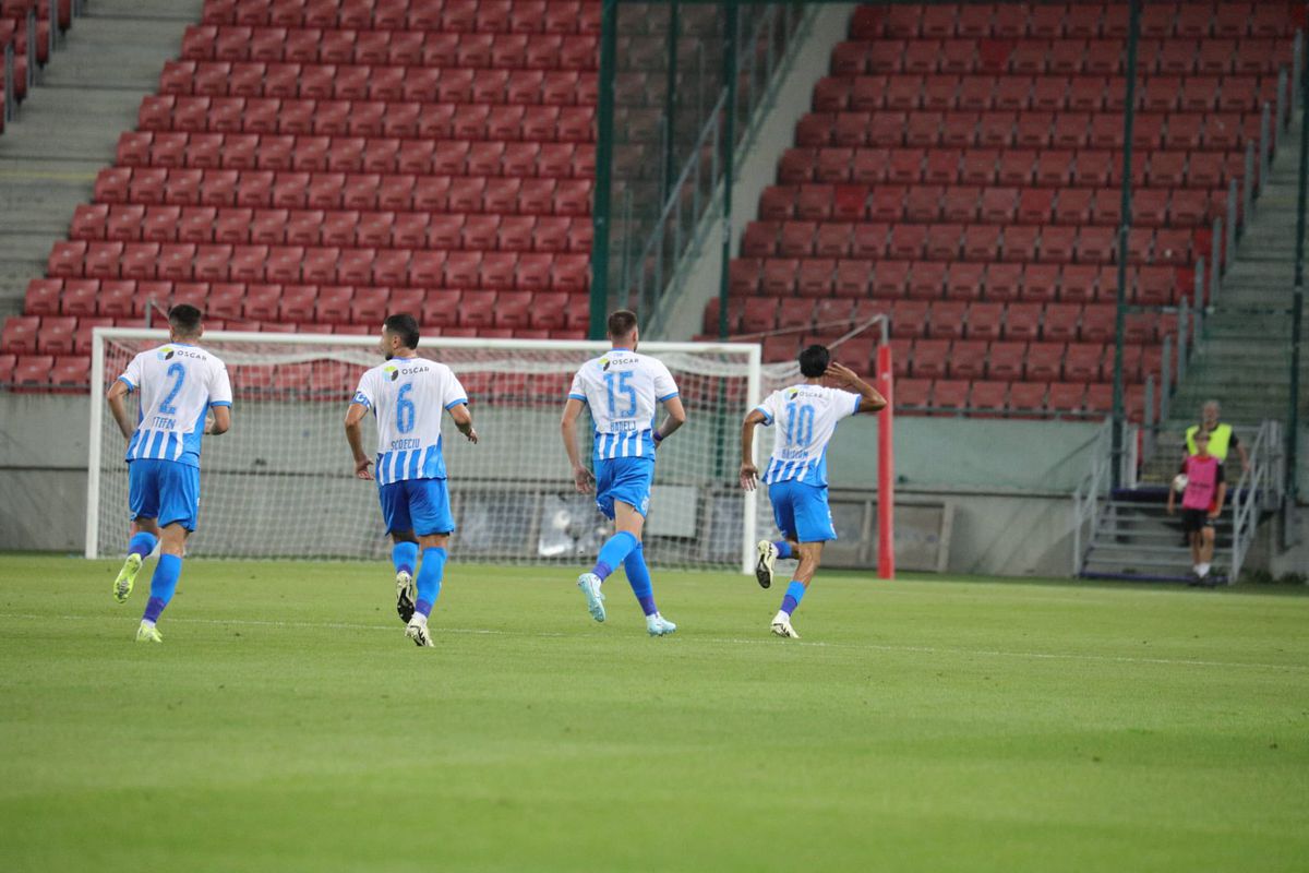 Universitatea Craiova merge în play-off, la capătul celei mai nebune „duble” din Conference League » Întoarsă de la 0-4, echipa lui Rădoi s-a descătușat în prelungiri! Pe cine va înfrunta