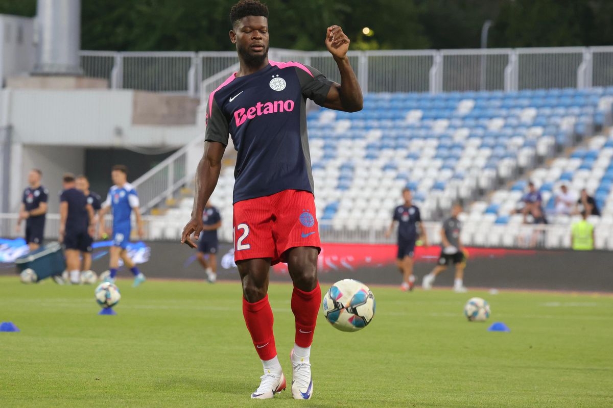 Drita - FCSB, imagini de pe gazon, înainte de meci