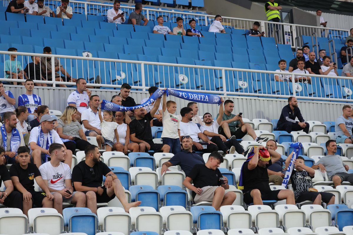 Drita - FCSB, imagini de pe gazon, înainte de meci