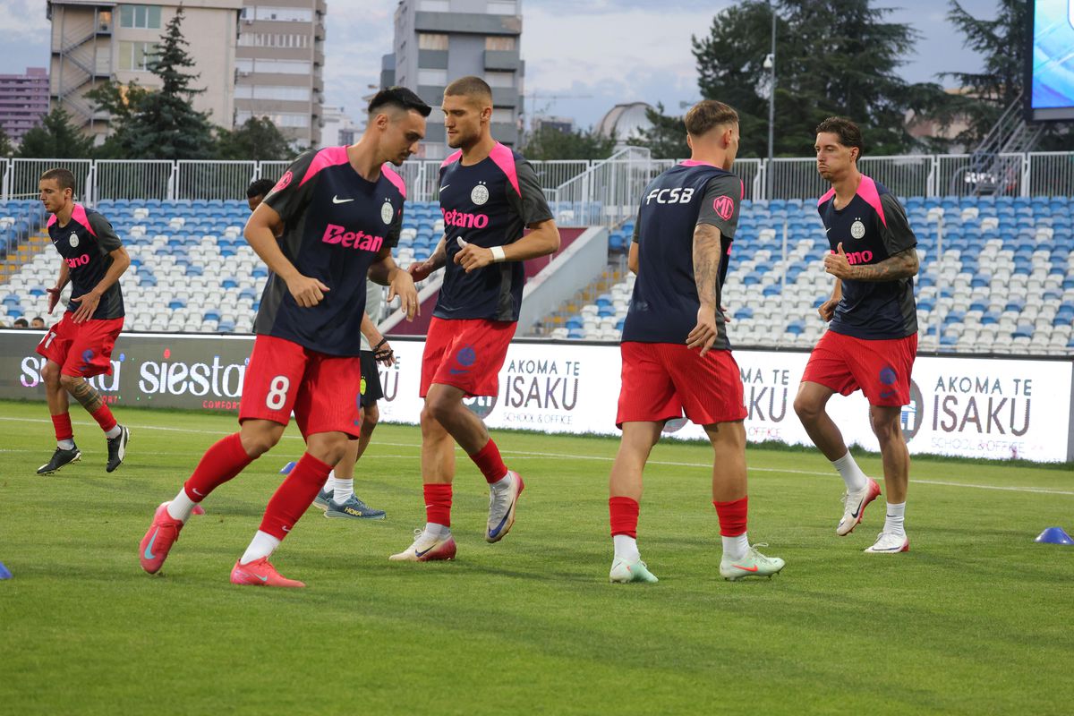 Drita - FCSB, imagini de pe gazon, înainte de meci