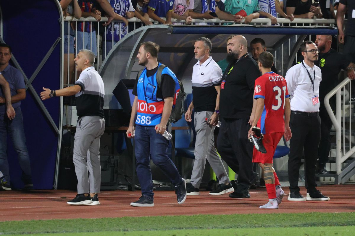 Mihai Stoica, la finalul meciului Drita - FCSB