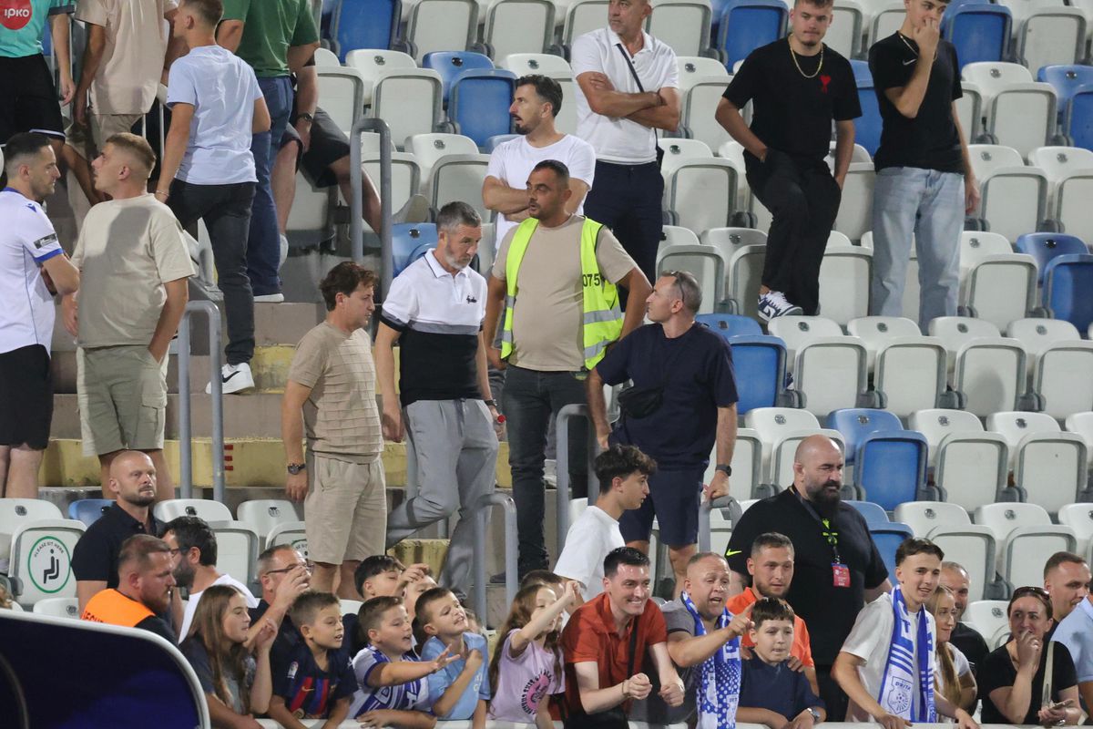 Mihai Stoica, la finalul meciului Drita - FCSB