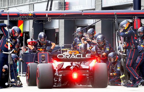 O mașină Red Bull a venit la standuri în Formula 1, foto: Guliver/gettyimages