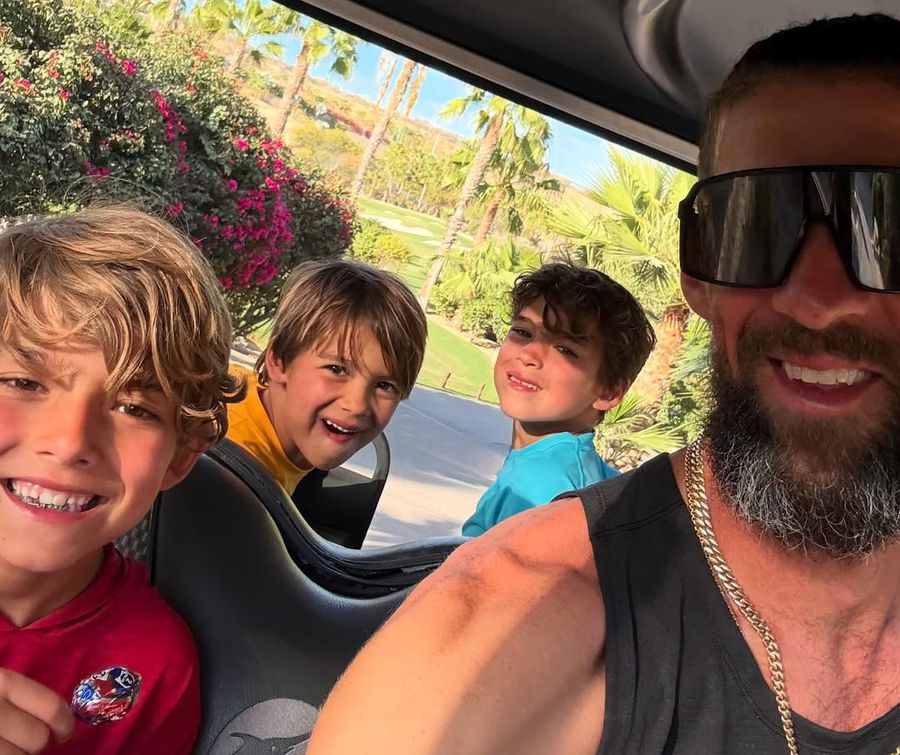 Michael Phelps cu fiii săi Boomer, Beckett și Maverick Foto: Instagram Michael Phelps, critică dură la adresa șefilor înotului american: „Am dat totul, dar deseori vocea mea nu s-a auzit”