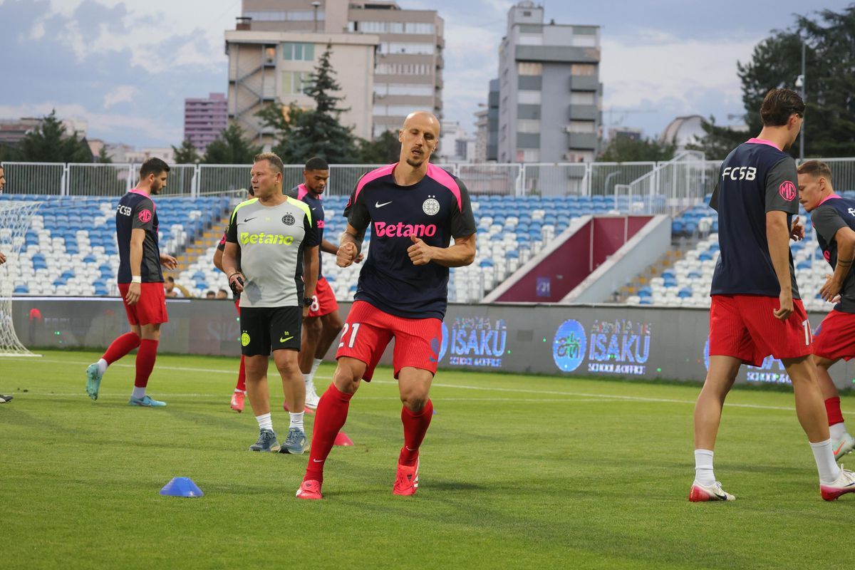 Drita - FCSB, imagini de pe gazon, înainte de meci