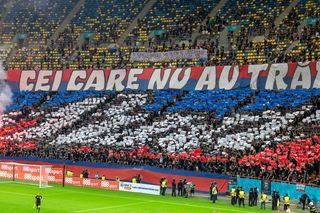 Legendele vin să dea lovitura de start la CS Dinamo - Steaua » Anunțul momentului, înaintea derby-ului din Liga 2 + Se anunță invazie!