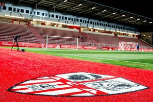 După Lyon, încă un cutremur! Clubul românului, interzis în toate competițiile: „Să reînceapă din Liga a 6-a!”