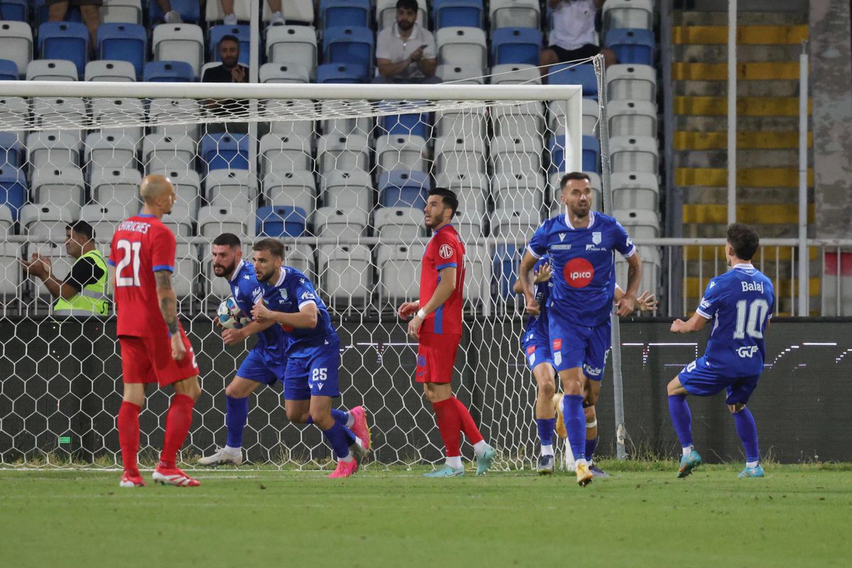 Imediat după calificarea în play-off-ul Europa League, Gigi Becali a anunțat două transferuri la FCSB