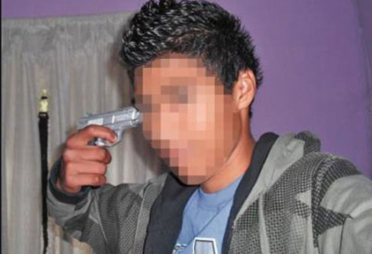 Selfieurile ucigașe! 10 poze făcute fix înainte ca protagoniștii să moară