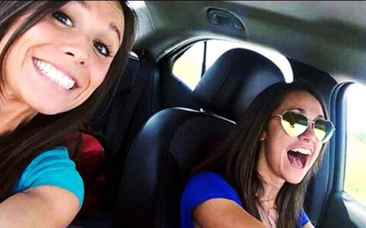 Selfieurile ucigașe! 10 poze făcute fix înainte ca protagoniștii să moară