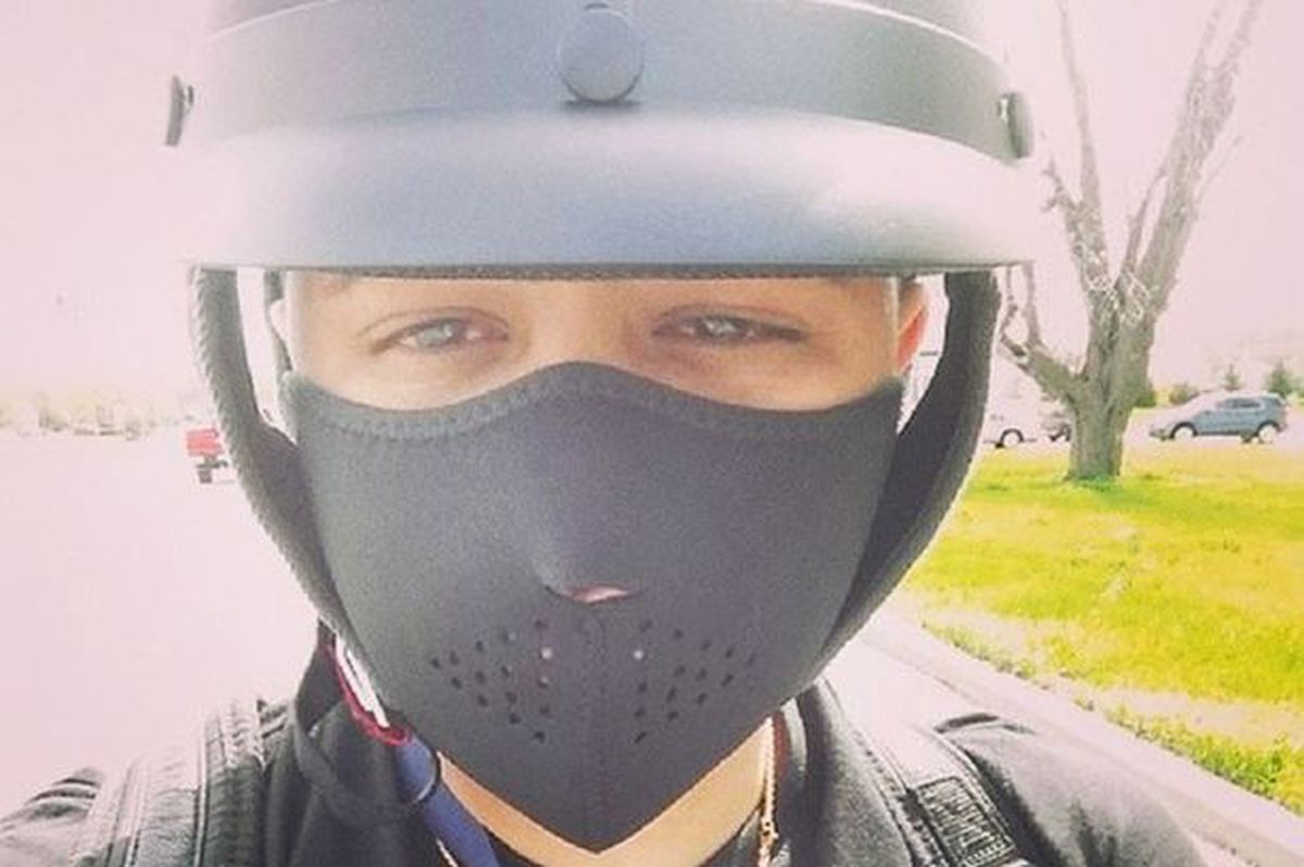 Selfieurile ucigașe! 10 poze făcute fix înainte ca protagoniștii să moară