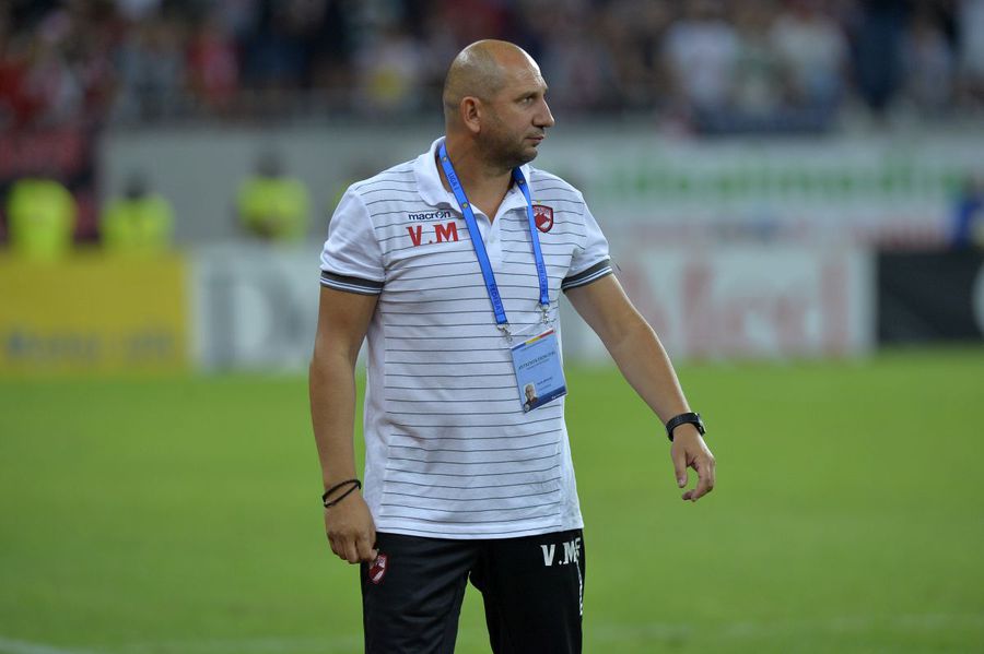La Dinamo, Miriuță a mai antrenat o dată, între septembrie 2017 și februarie 2018 Un nou antrenor pe lista lui Dinamo! Mureșan ar putea apela la unul dintre preferații săi pentru a-l schimba pe Bonetti