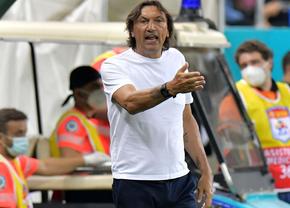 Un nou antrenor pe lista lui Dinamo! Mureșan ar putea apela la unul dintre preferații săi pentru a-l schimba pe Bonetti