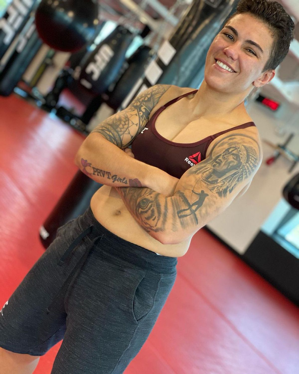 Poza 3 - O luptătoare din UFC, trăiește din OnlyFans » Jessica Andrade,  fotografii îndrăznețe pentru bani