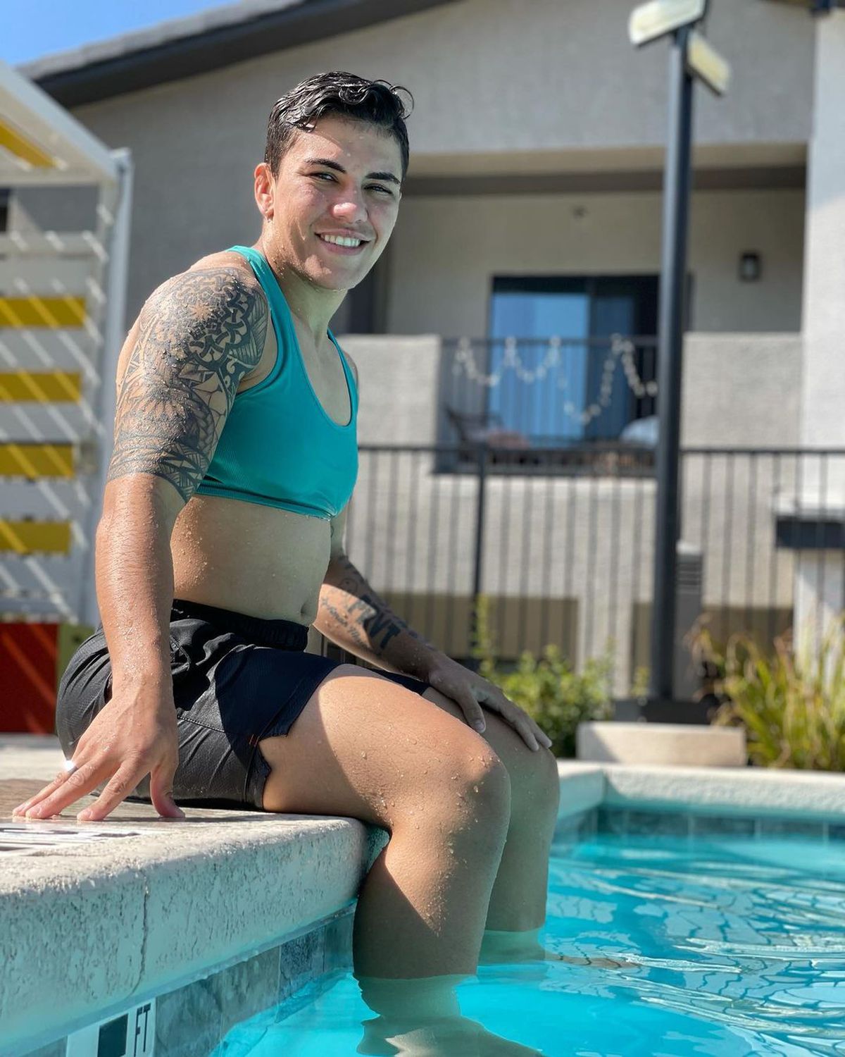 O luptătoare din UFC spune că trăiește din banii de pe OnlyFans: „Mi-am plătit mașina și chiria pe 6-7 luni”