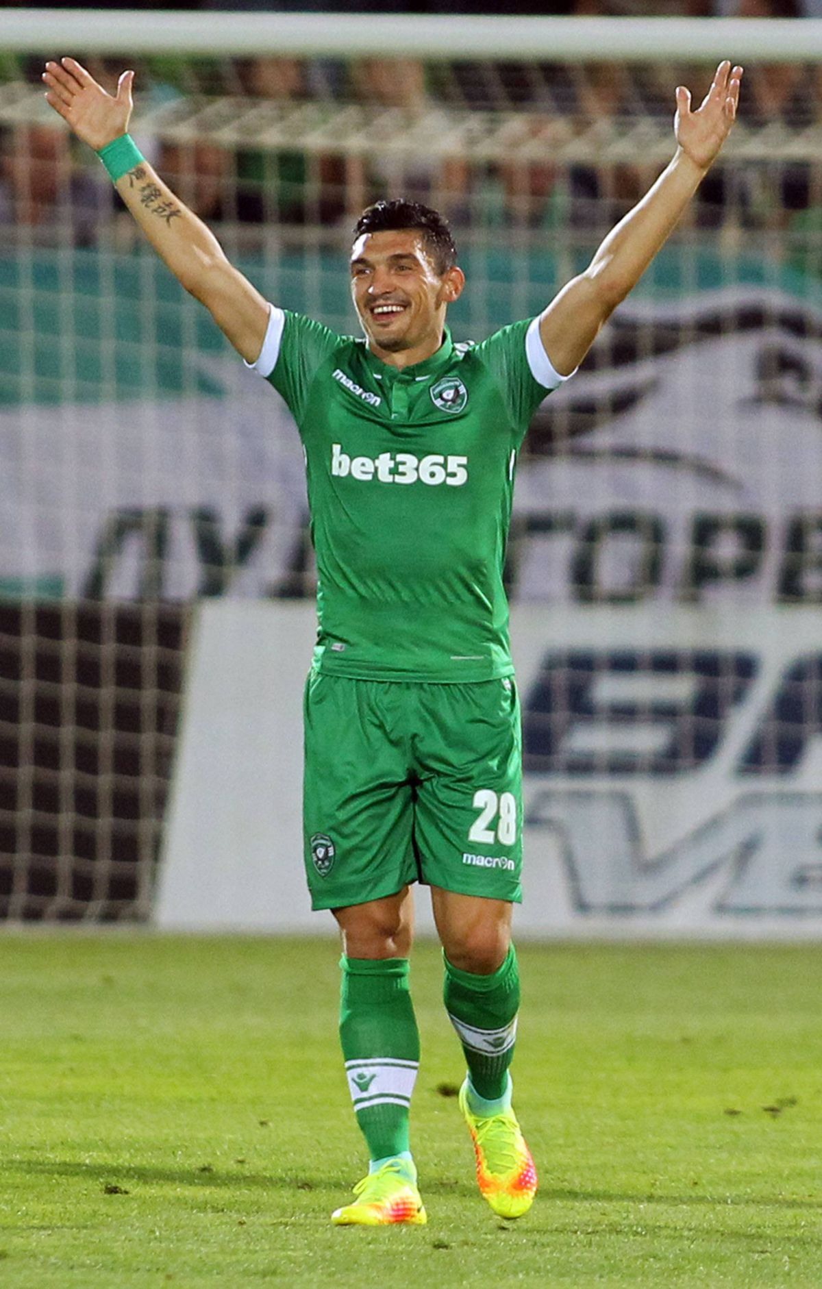 „Bombardierul” Claudiu Keșeru » Cifre uluitoare pentru atacantul FCSB-ului: subordonează toată Liga 1!