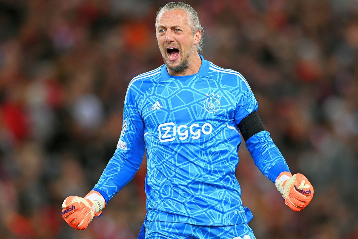 „Arată de parcă ar trebui să călărească un dragon în Game of Thrones” » Titularul lui Ajax, în centrul atenției în disputa din Ligă cu Liverpool