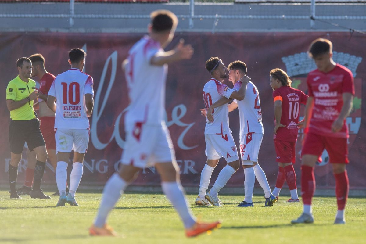 A început turul 3 din Cupa României » CSA Steaua, calificare dramatică la loviturile de departajare. Dinamo s-a distrat cu Tunari. Toate rezultatele