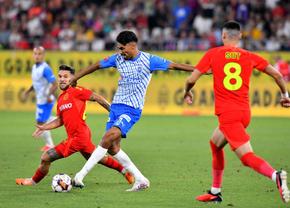 Lovitură pentru cuplul Elias Charalambous - Mihai Pintilii » Mijlocașul lui FCSB s-a accidentat și este incert pentru meciul cu Farul