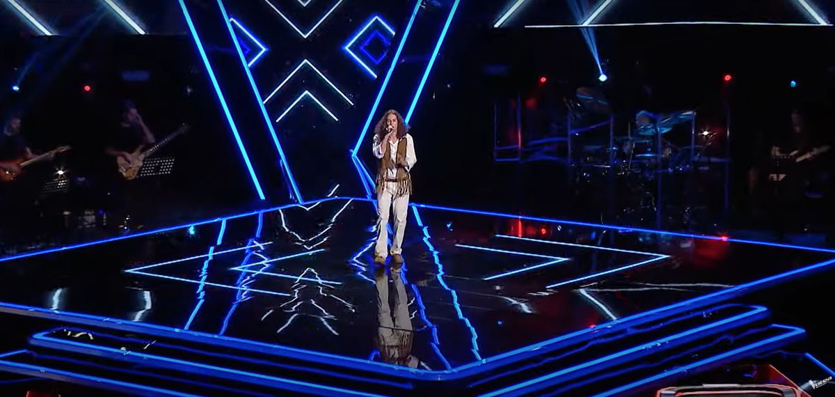 A urcat pe scena de la Vocea României și nimeni nu și-a dat seama că e fiul legendei sportului românesc