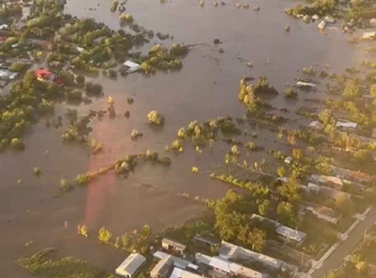 „Mă rog pentru pechenii mei” » Fosta mare handbalistă Steluța Luca, mărturie emoționantă după prăpădul din Pechea natală: „Ai mei au mers să dea o mână de ajutor. Aș vrea să cred că-și vor relua viața normală”
