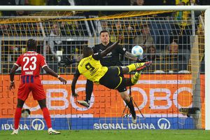 Spectacol cu 6 goluri în debutul etapei din Bundesliga » Borussia Dortmund a urcat pe primul loc