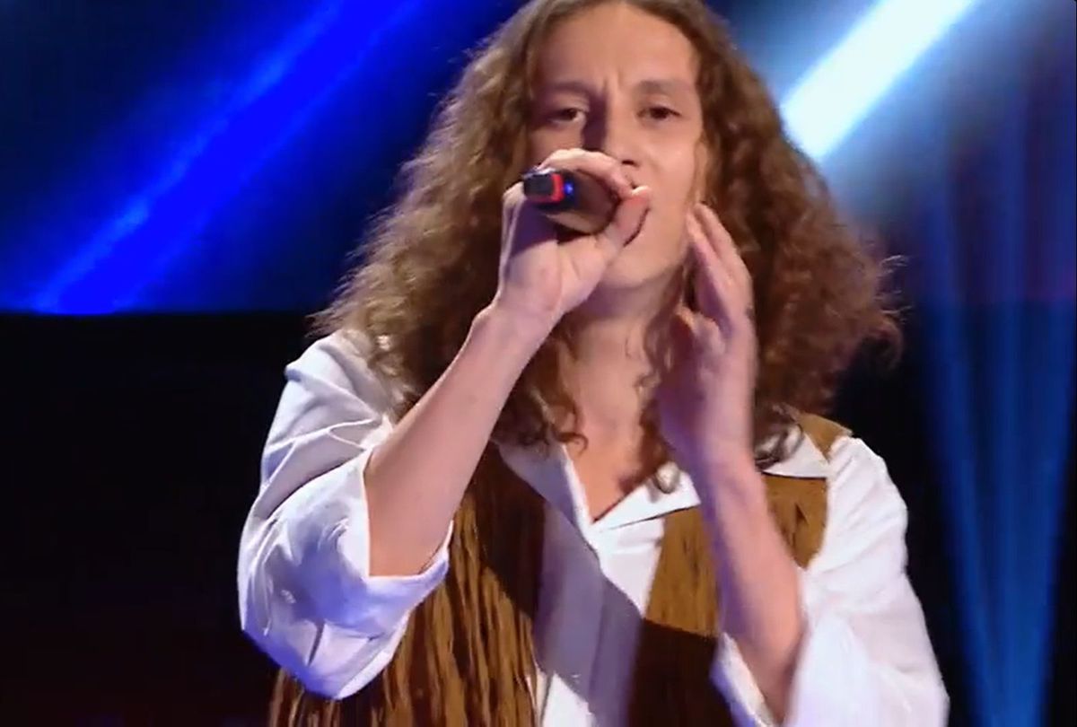 A urcat pe scena de la Vocea României și nimeni nu și-a dat seama că e fiul legendei sportului românesc