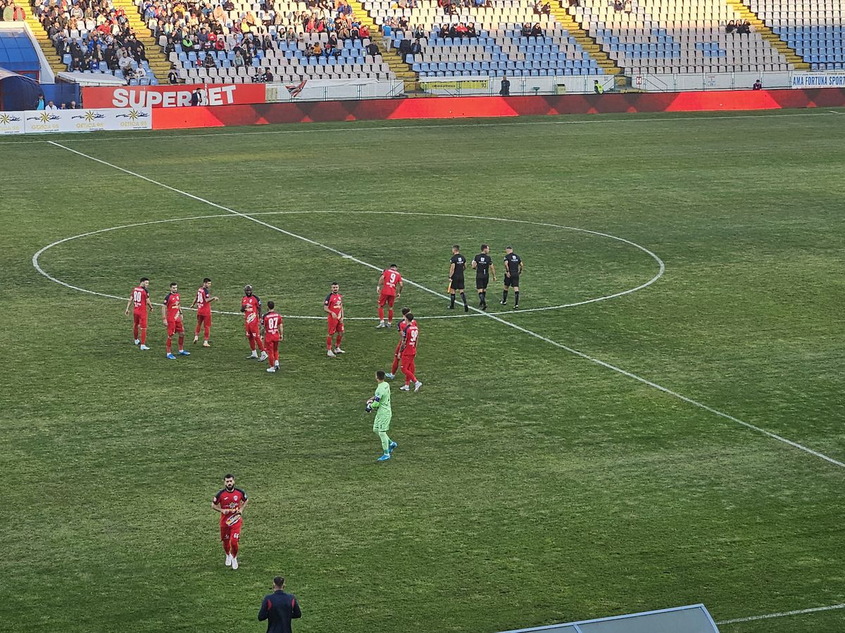 Gloria Buzău și Oțelul Galați au terminat la egalitate în Crâng » Eugen Neagoe și Dorinel Munteanu s-au anihilat reciproc