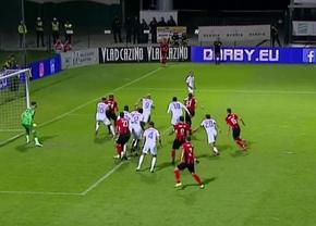 Autogol incredibil în Csikszereda - FCSB! Cum și-a băgat mingea în propria poartă campionul României