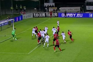 Autogol incredibil în Csikszereda - FCSB! Cum și-a băgat mingea în propria poartă campionul României