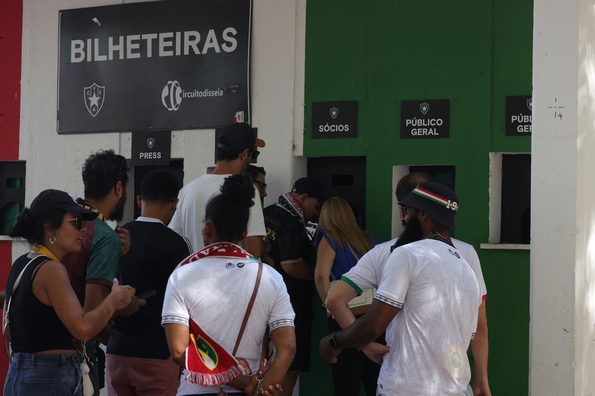 Estrela ca respiro, Amadora ca metaforă a periferiei » Lumea lui Ianis Stoica după ce a părăsit România