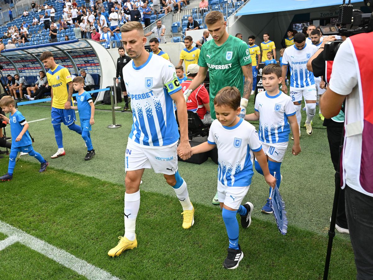 Lider solid: Universitatea Craiova nu i-a lăsat nicio șansă Farului! Clasamentul în Superliga: ritm infernal propus de olteni