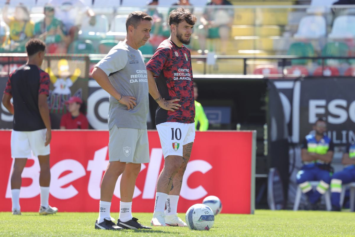 GSP, în dialog cu antrenorul lui Ianis Stoica în zi de meci: „Să nu uităm un lucru”