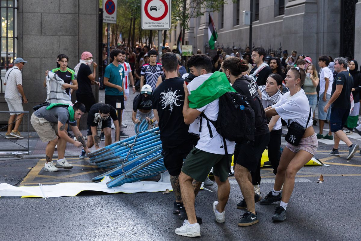 Protestatarii pro-palestinieni au dus la anularea etapei din Madrid