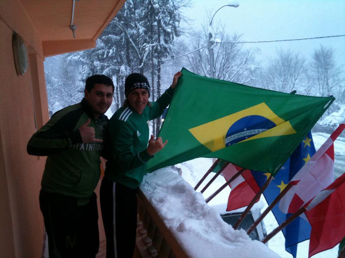 EXCLUSIV ȘOCANT! Fotbalistul cu 60 de meciuri în Liga 1 a recunoscut abia acum: „Nu văd nimic cu ochiul drept. Întuneric! De-aia m-a și refuzat Dinamo”