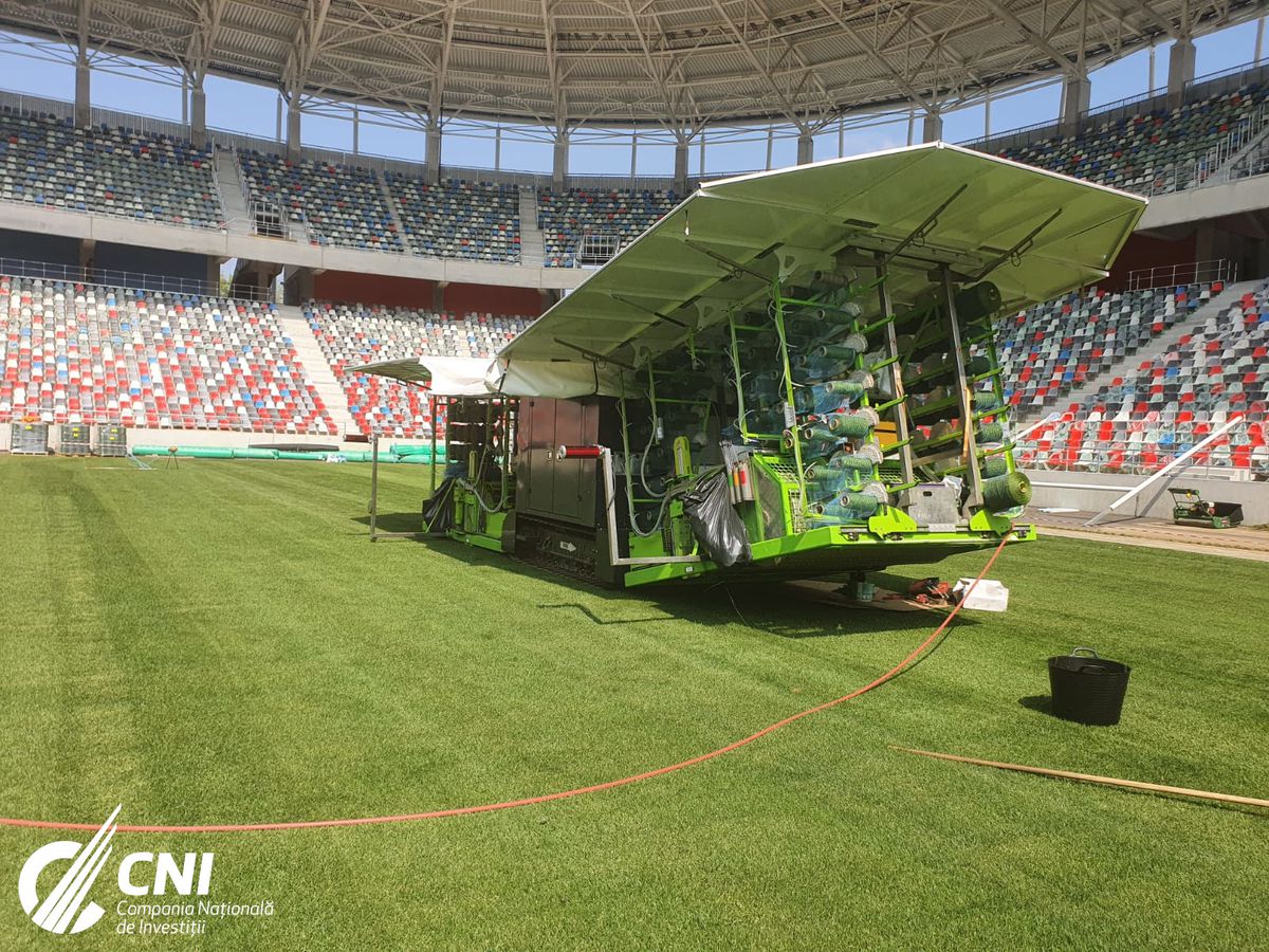 Stadion Steaua, septembrie