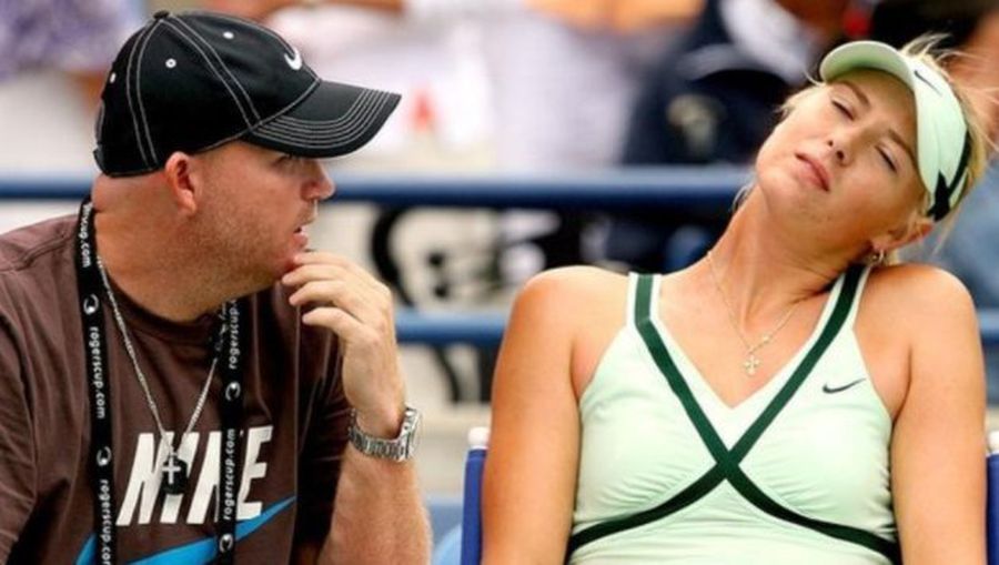 Michael Joyce alături de Sharapova Fostul antrenor al Mariei Sharapova o critică pe Emma Răducanu: „A comis o greșeală”