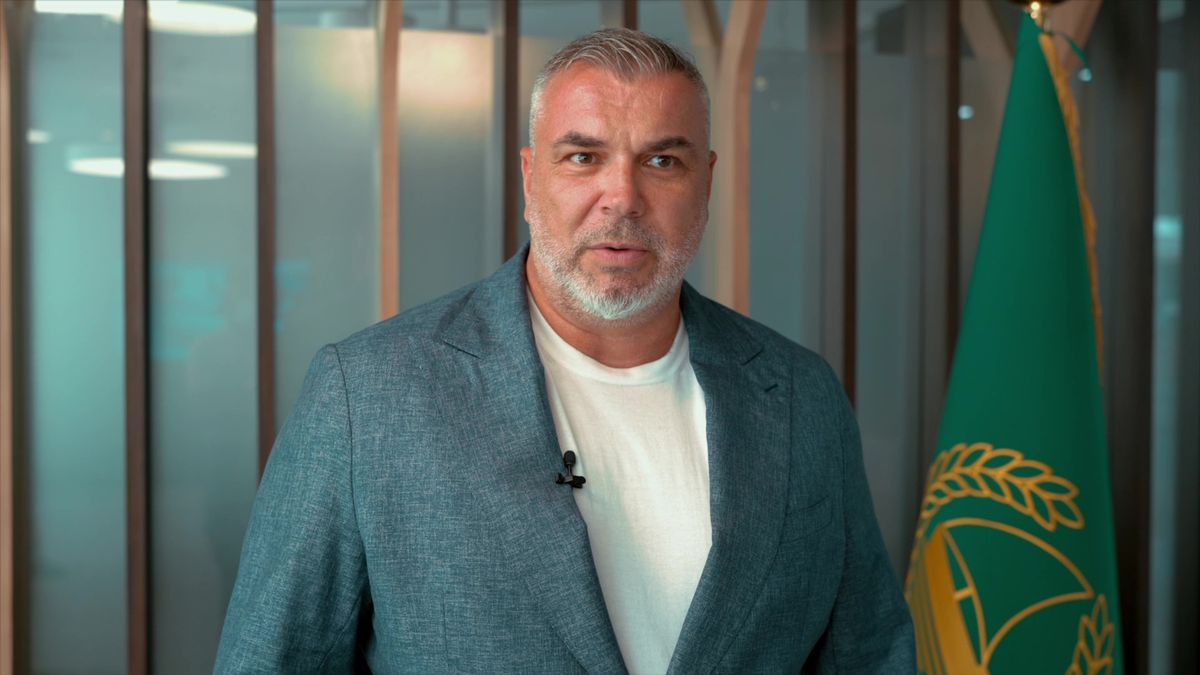 Cosmin Olăroiu și-a recuperat ceasul furat care costă o avere » Poliția l-a găsit pe alt continent + 3 suspecți au fost deja reținuți