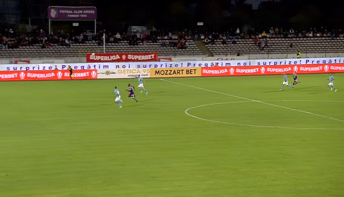 Atacantul dorit de FCSB, meci de coșmar în Liga 1! Și-a bătut joc de un penalty și a fost eliminat