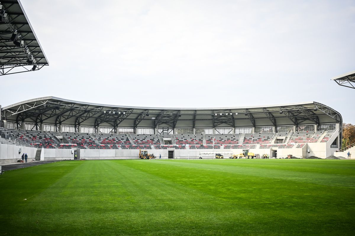 Imagini noi cu stadionul din Sibiu