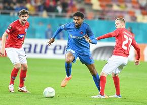 Titularul lui Silkeborg, pus în „dificultate” după 10-0 la general cu FCSB: „De când n-am mai câștigat așa clar? Cred că de la 12 ani” + „Parcă n-au mai jucat de la 3-0”