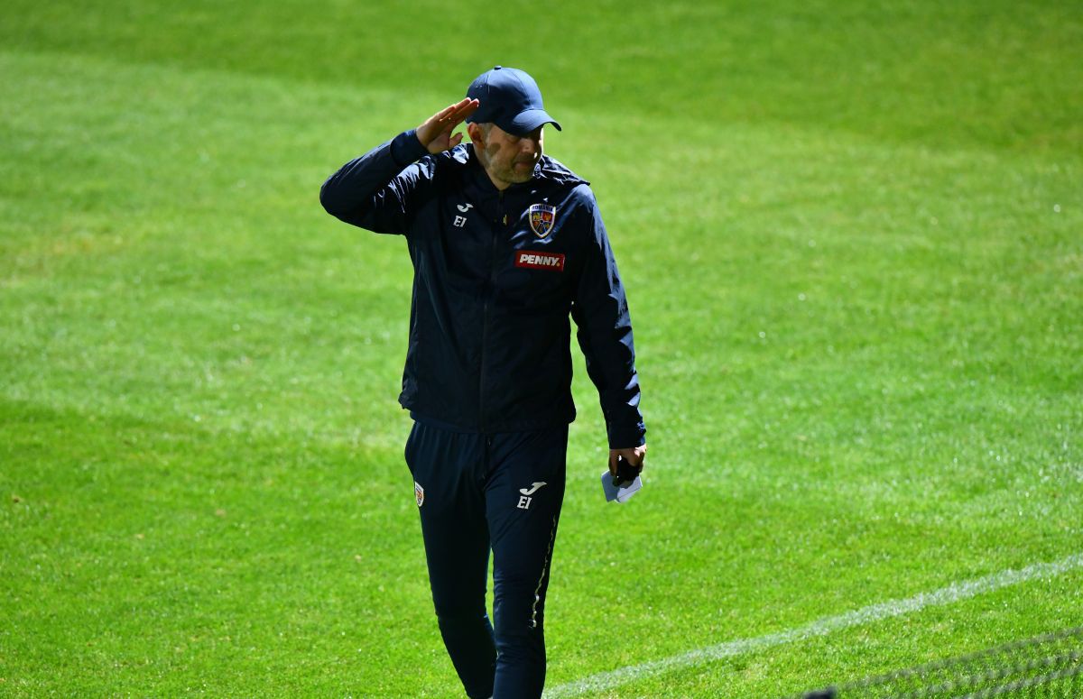 Șefii sunt cu ochii pe Edi » Cum au fost surprinși Burleanu și Stoichiță în timpul antrenamentului României + ce făcea Iordănescu